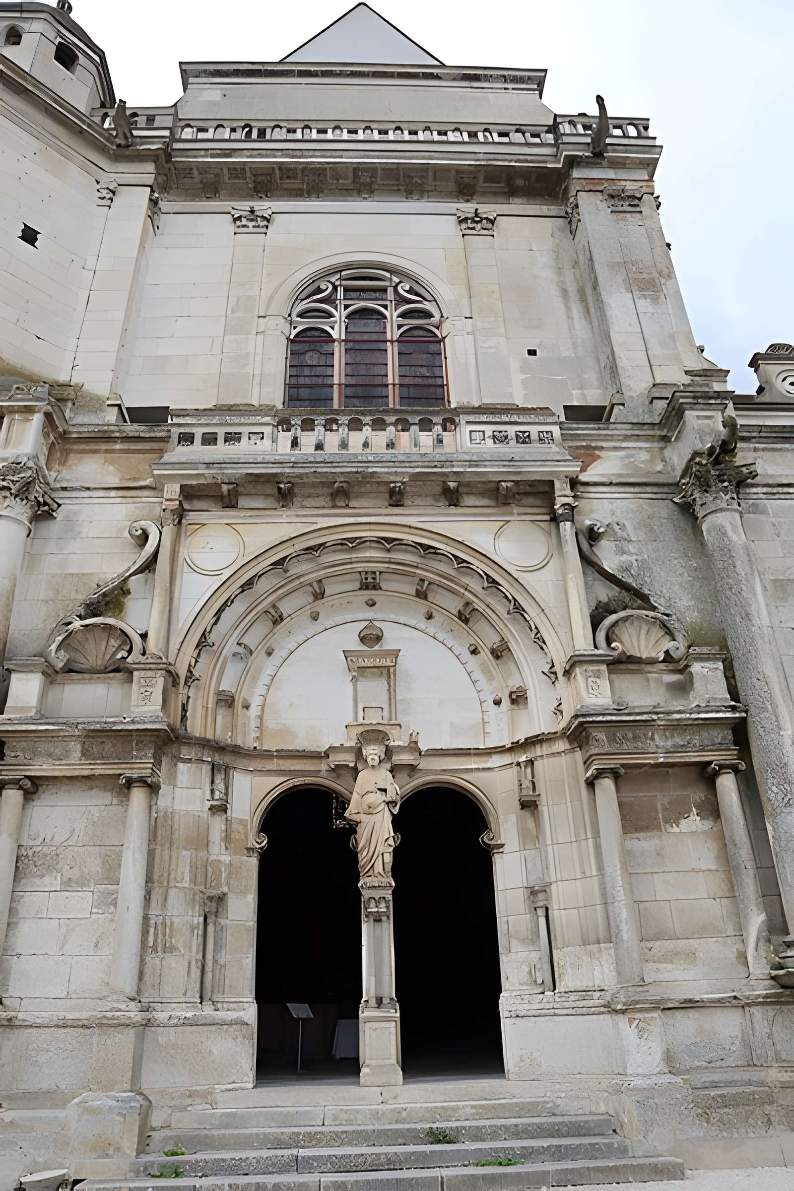 Église Saint-Pierre de Tonnerre