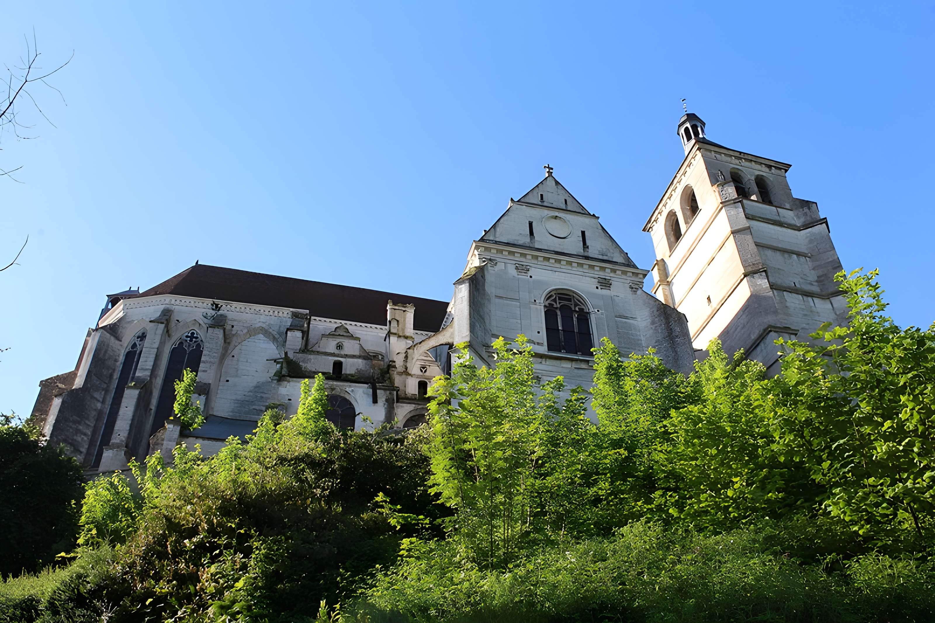 Église Saint-Pierre de Tonnerre