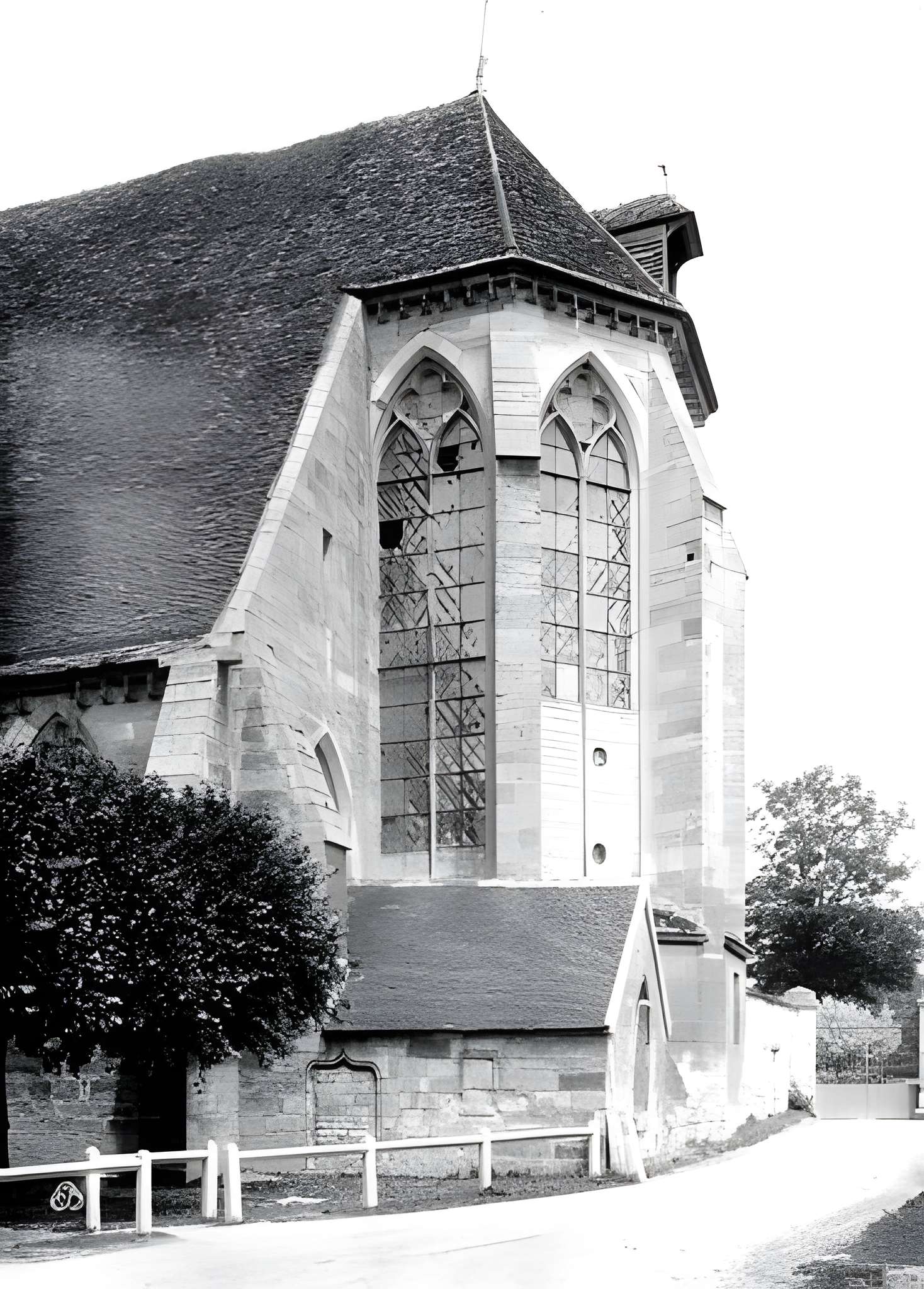Église Saint-Pierre de Tonnerre