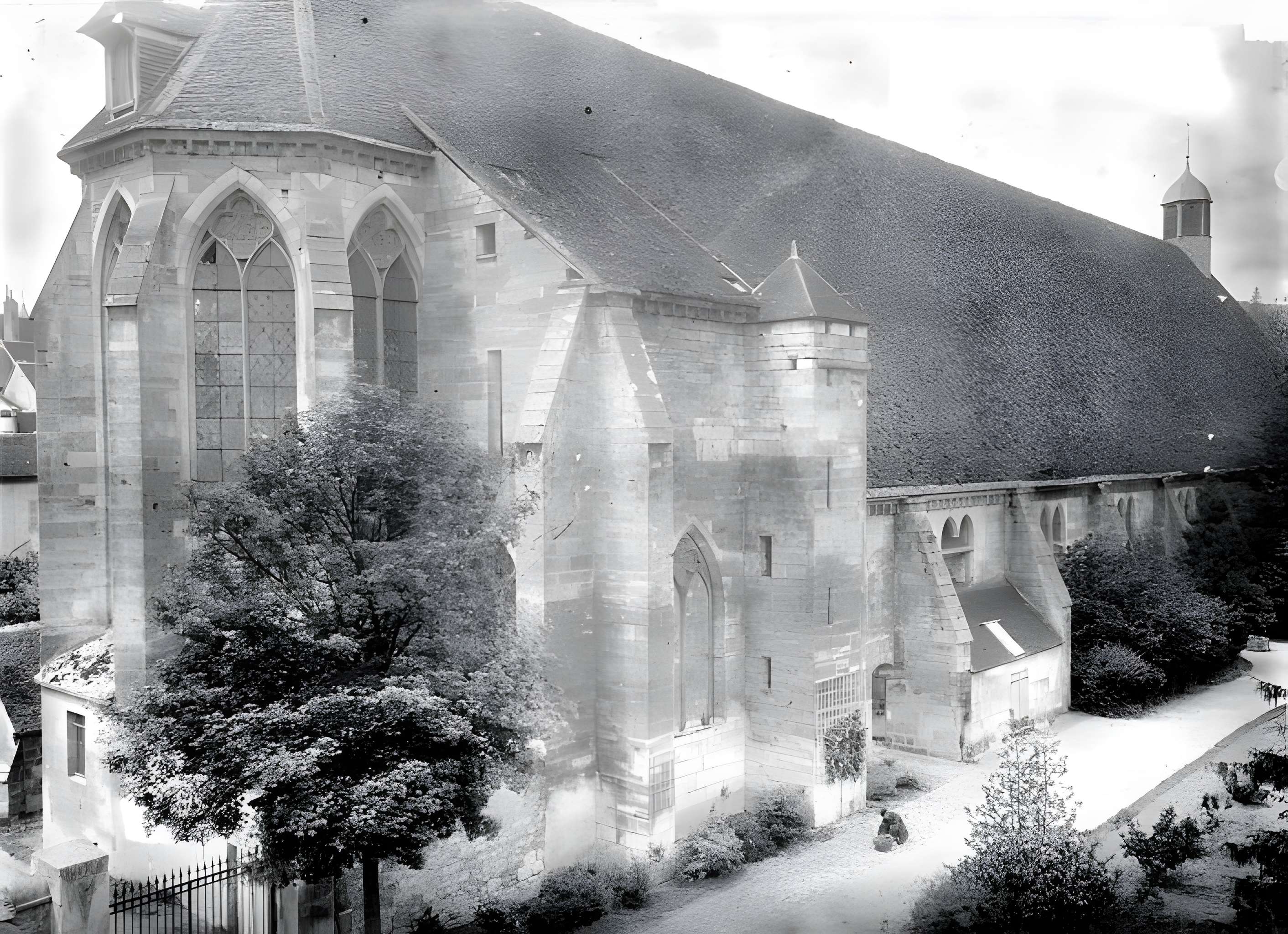 Église Saint-Pierre de Tonnerre