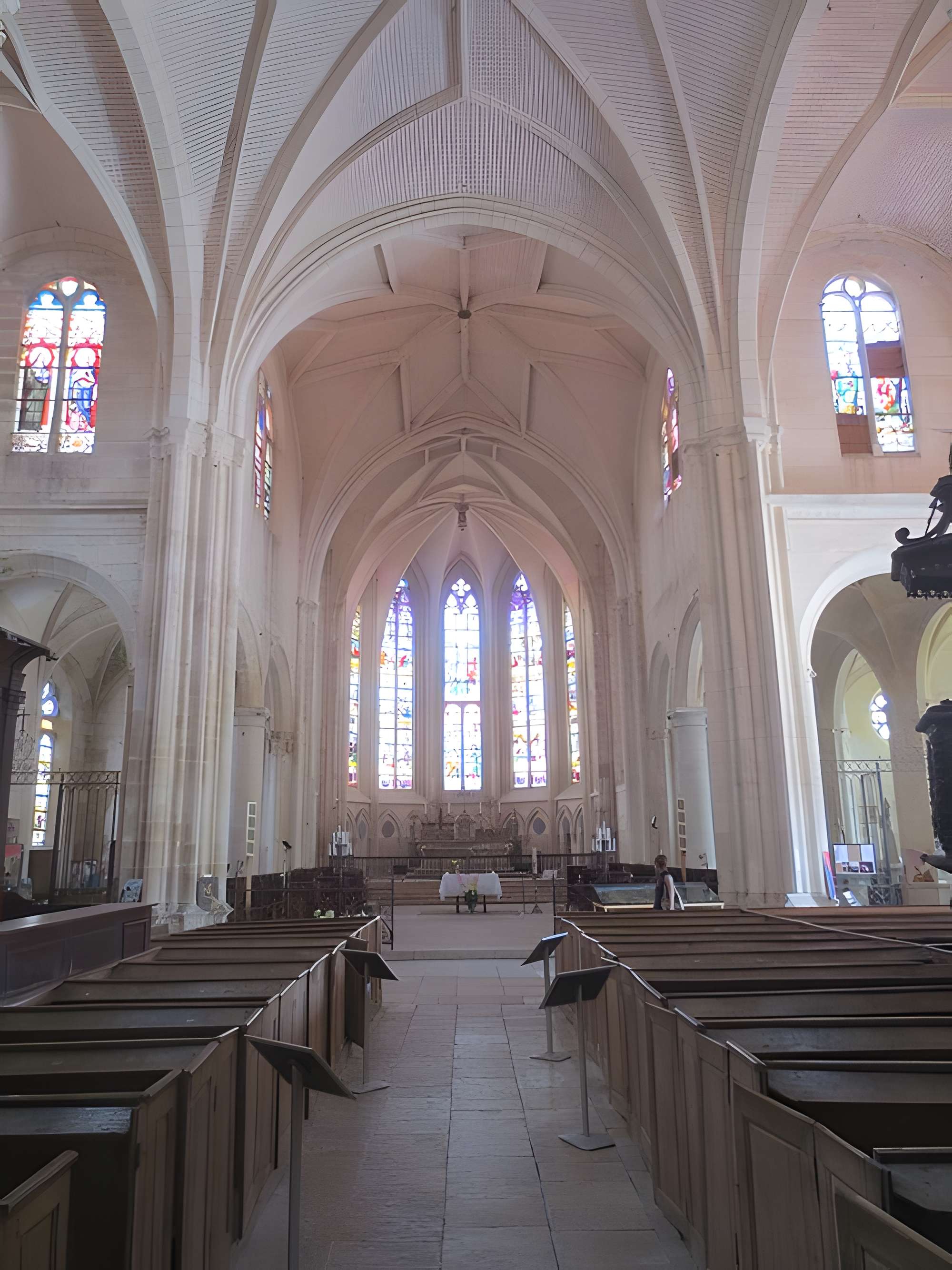 Église Saint-Pierre de Tonnerre