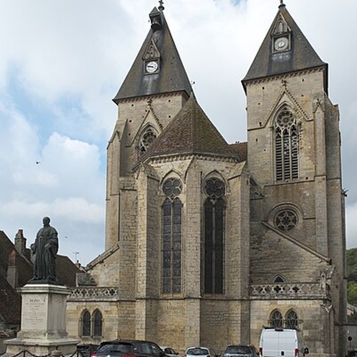 Photo de Église Saint-Pierre de Varzy