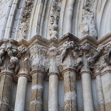 Église Saint-Pierre de Varzy