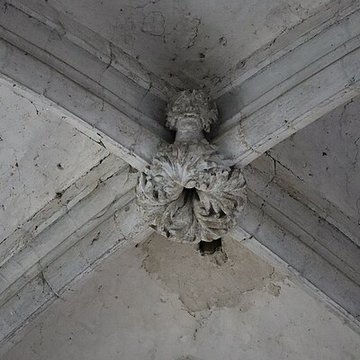 Église Saint-Pierre de Varzy