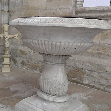 Église Saint-Pierre de Varzy