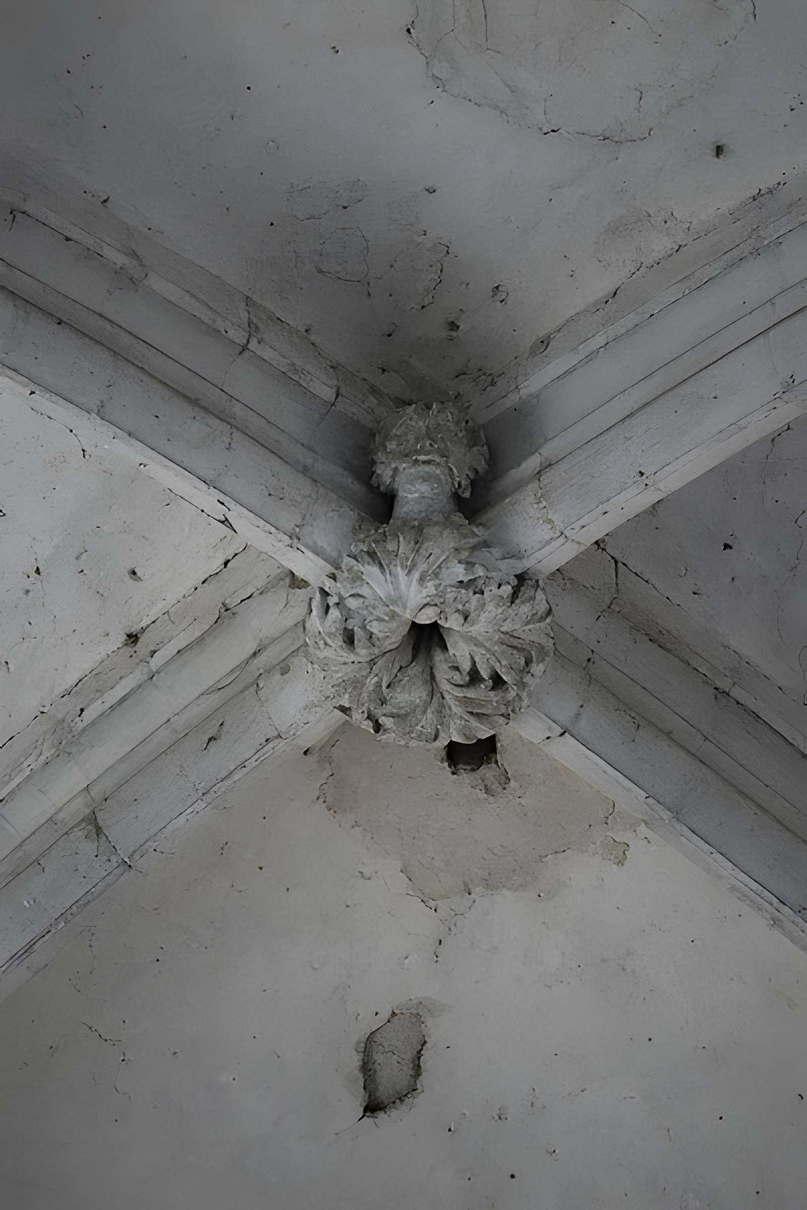 Église Saint-Pierre de Varzy