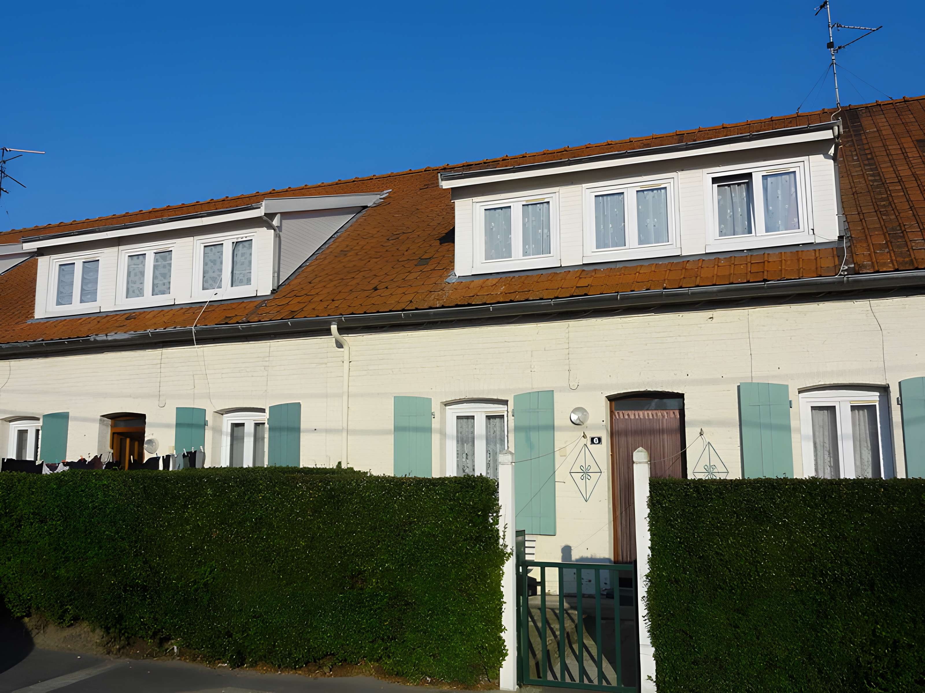 Ensemble du coron de l'église