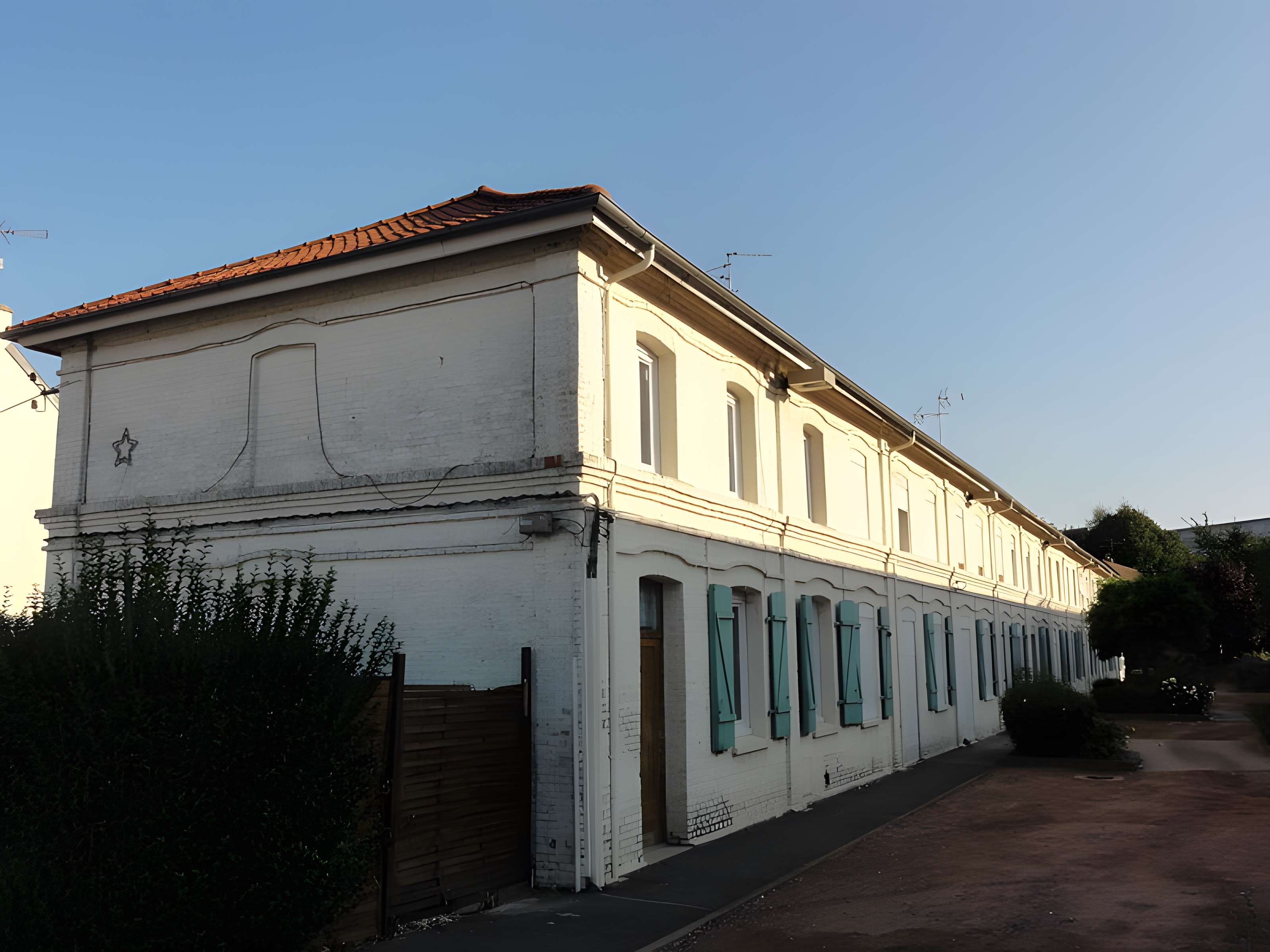 Ensemble du coron de l'église