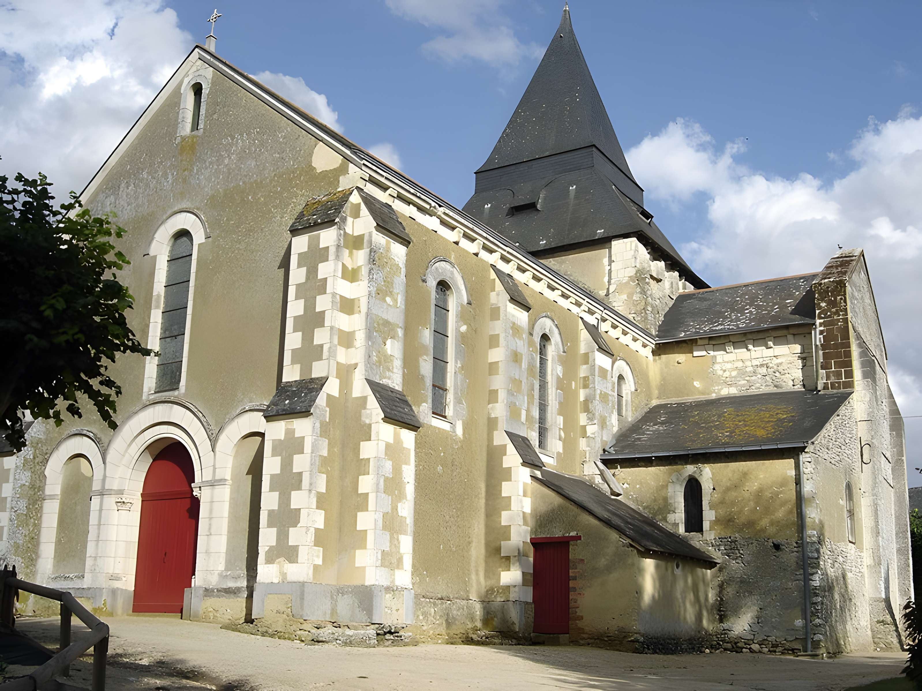 Église Saint-Pierre de Vaulandry