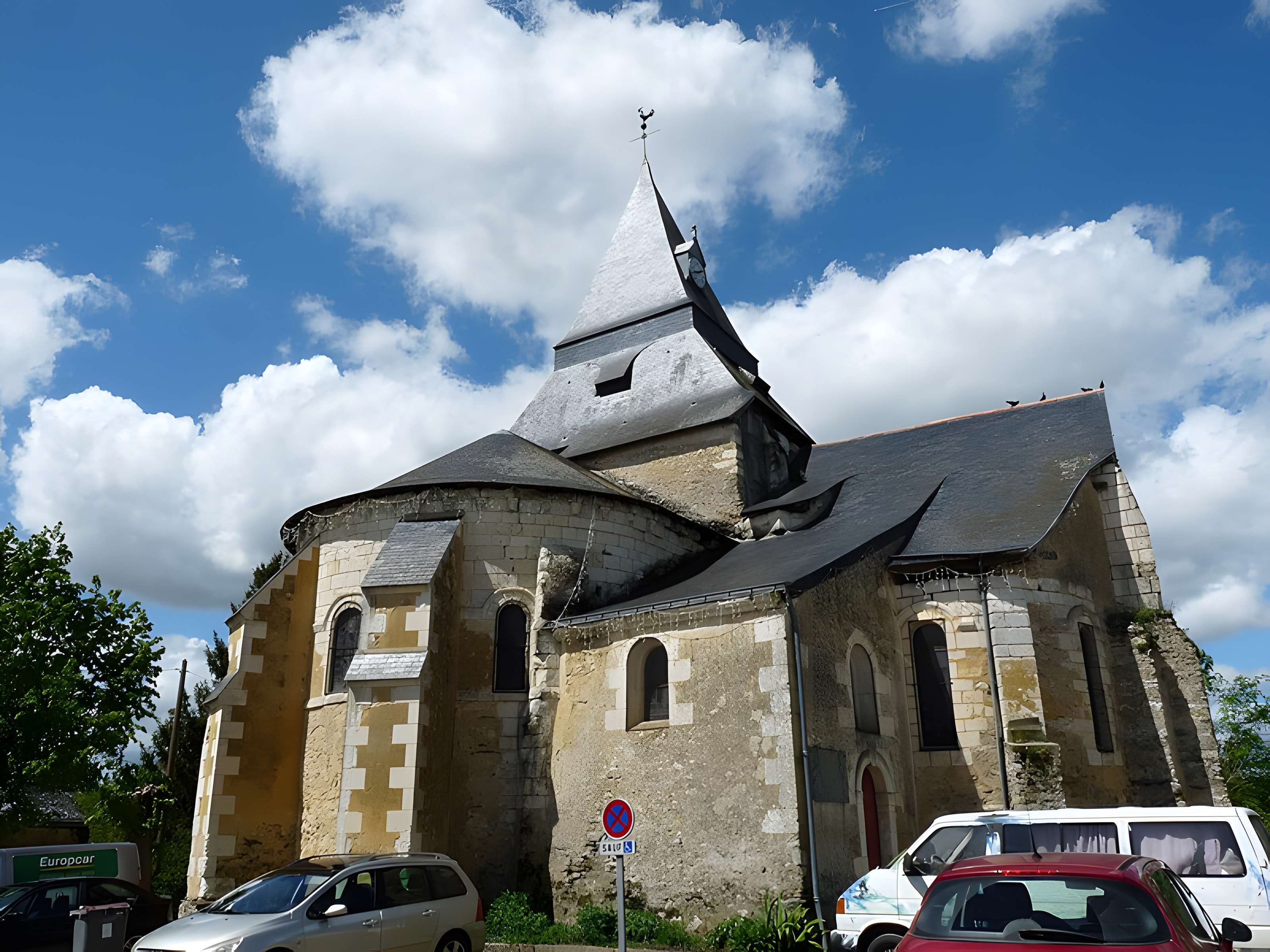 Église Saint-Pierre de Vaulandry