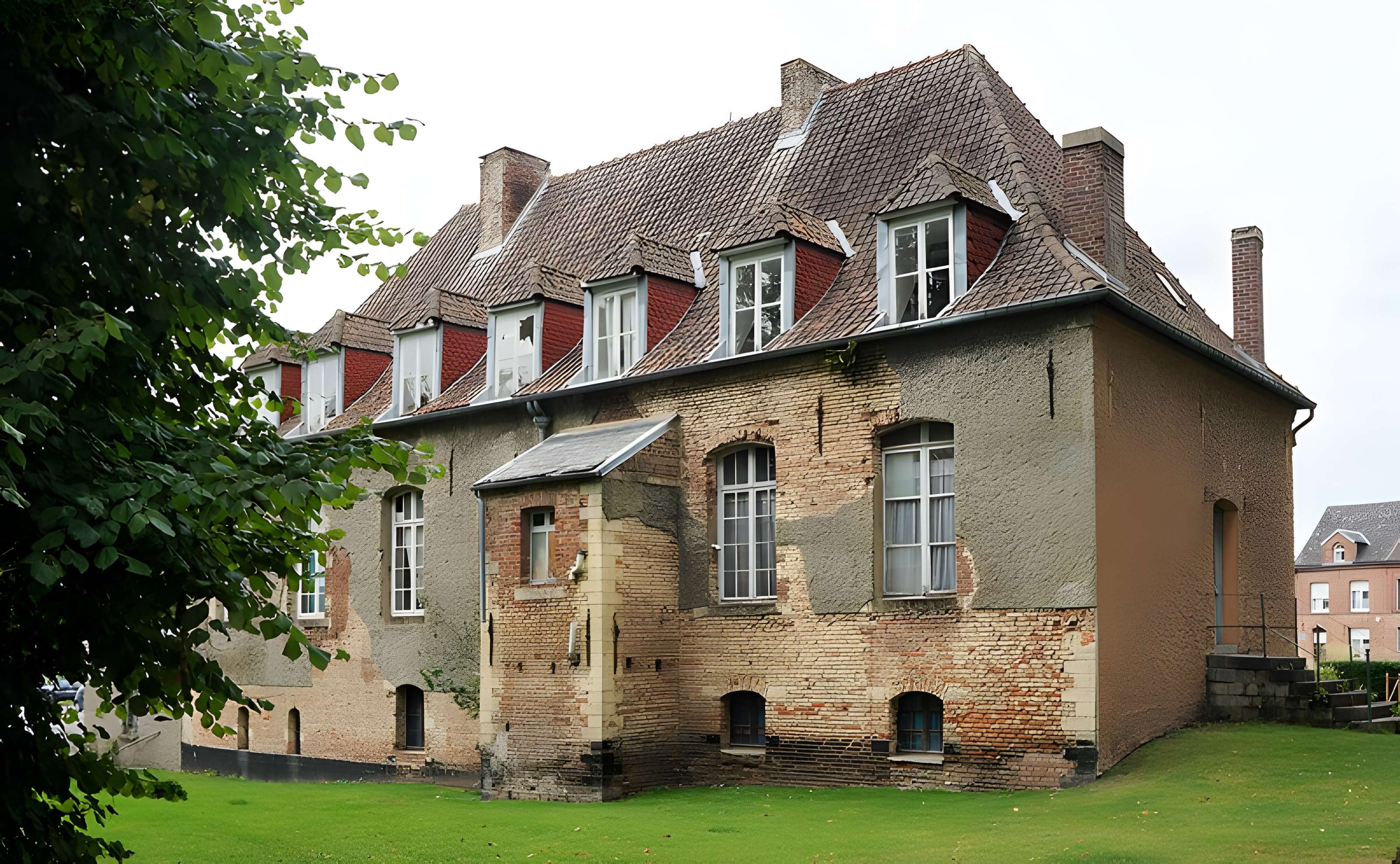 Ancien château comtal