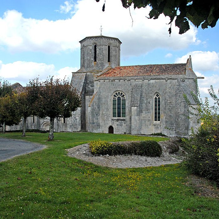 Photo de Église Saint-Pierre dÉchebrune