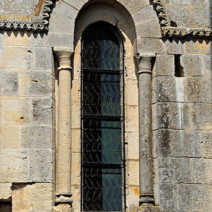 Photo de Église Saint-Pierre dÉchebrune