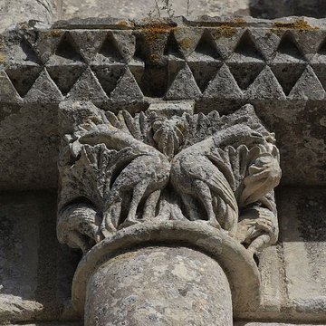 Église Saint-Pierre dÉchebrune