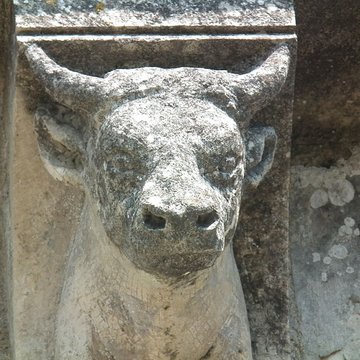 Église Saint-Pierre dÉchebrune