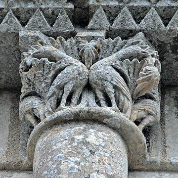 Église Saint-Pierre dÉchebrune