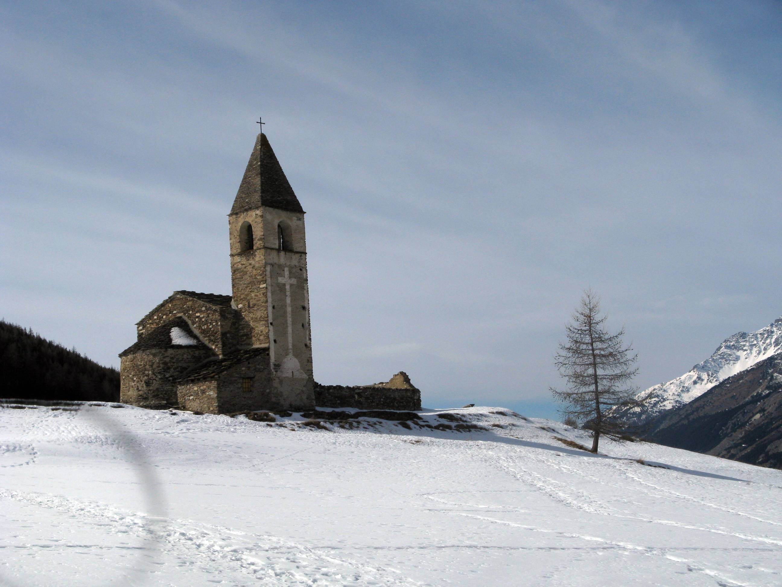 Eglise Saint-Pierre d'Extravache (ruines)