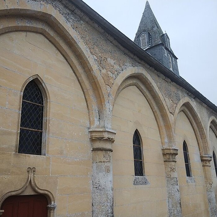 Photo de Église Saint-Pierre dOuézy