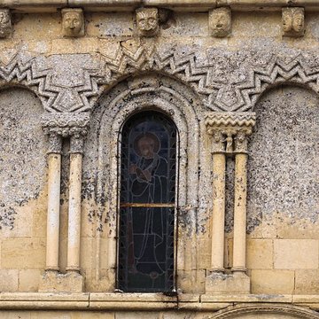 Église Saint-Pierre dOuézy