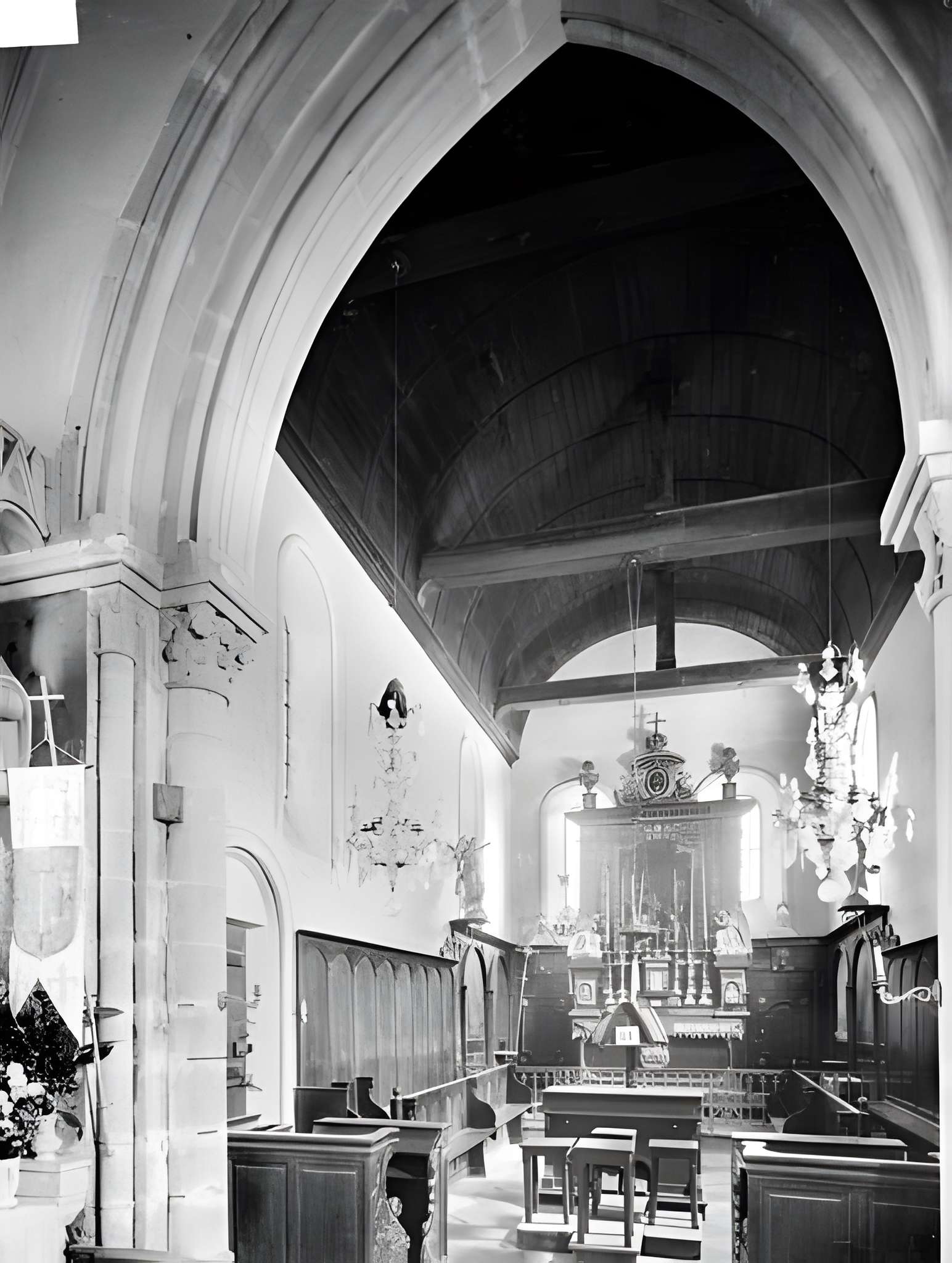 Église Saint-Pierre d'Ouézy