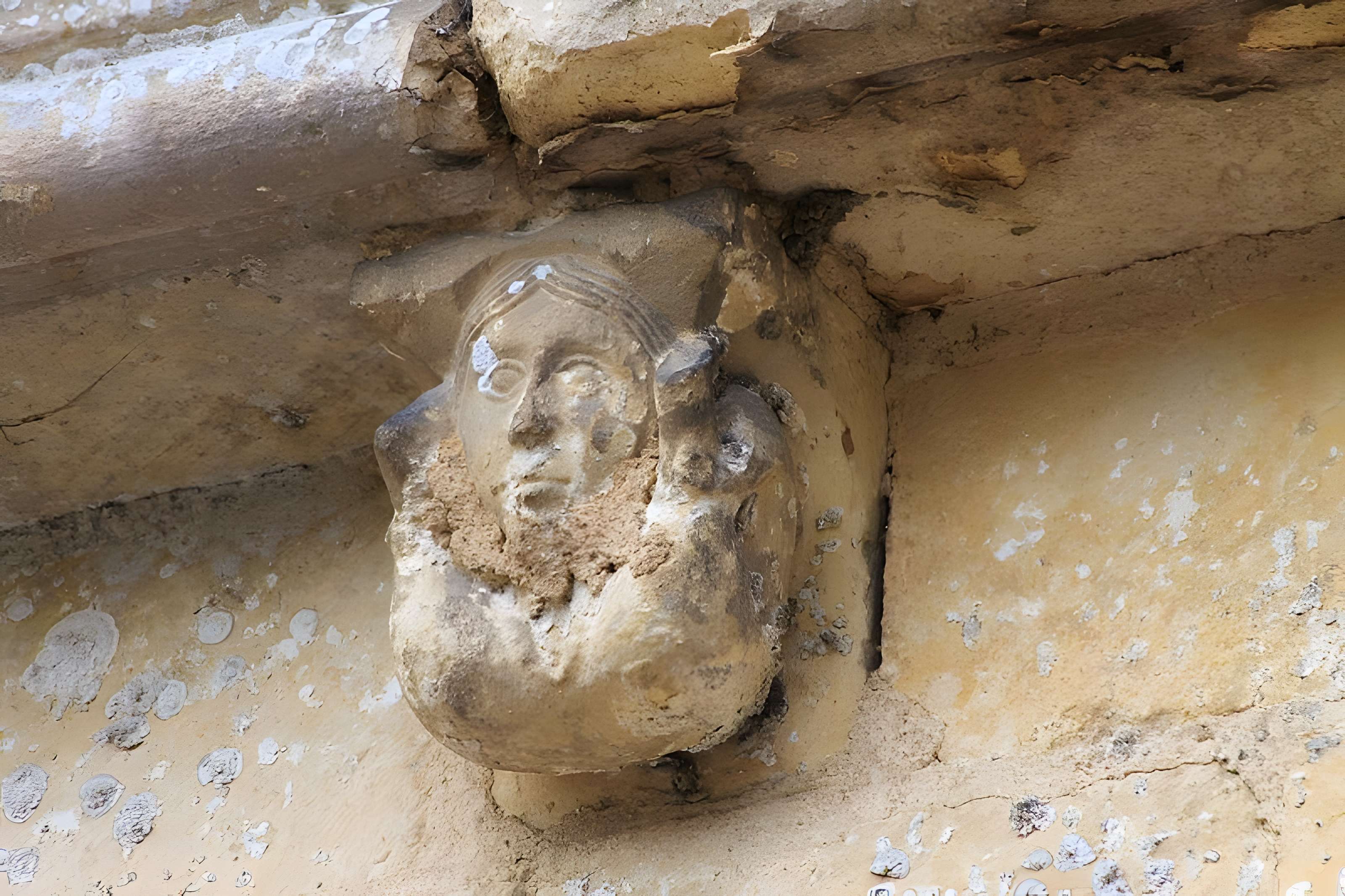 Église Saint-Pierre d'Ouézy