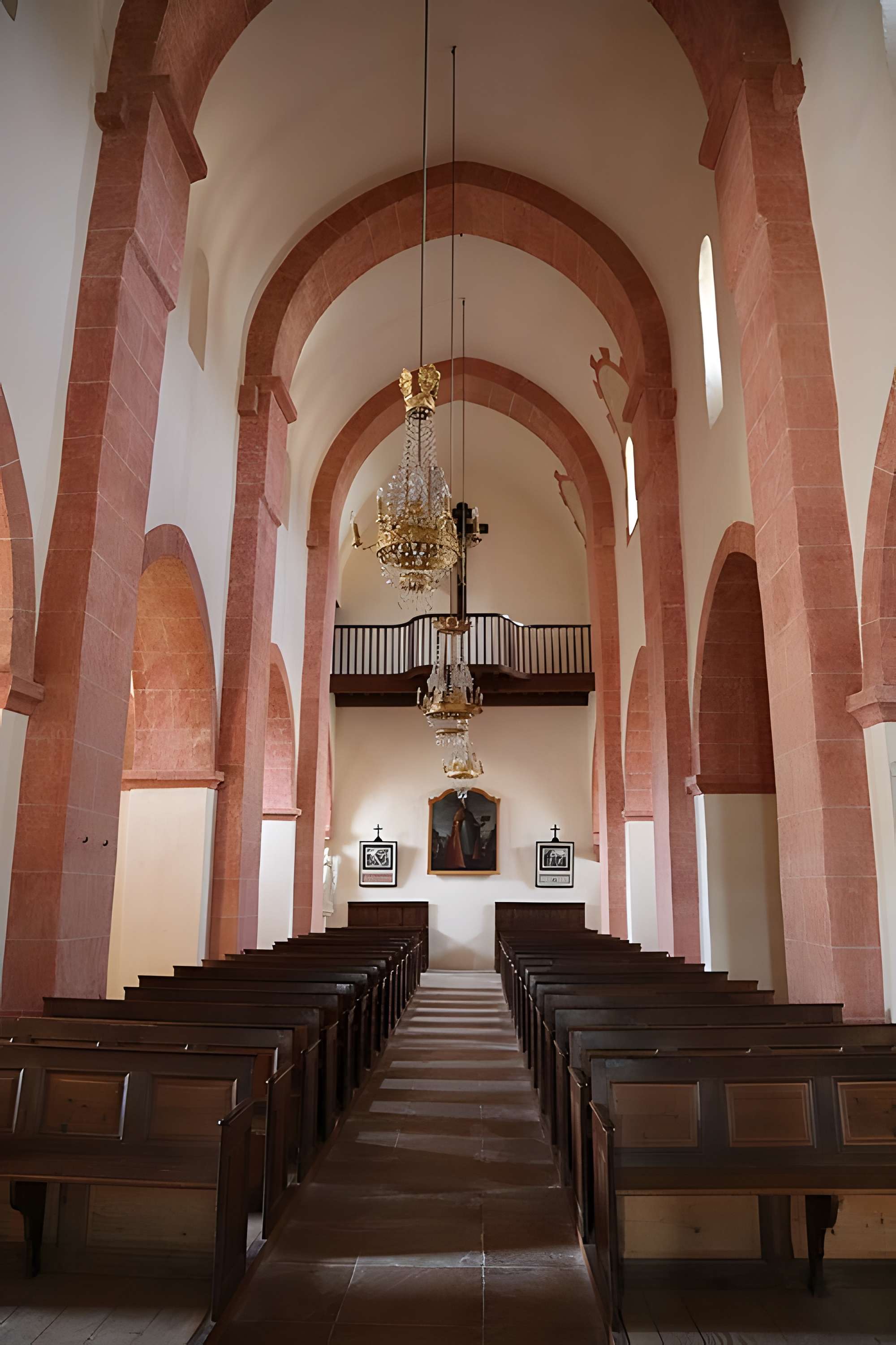 Église Saint-Pierre d'Uchizy