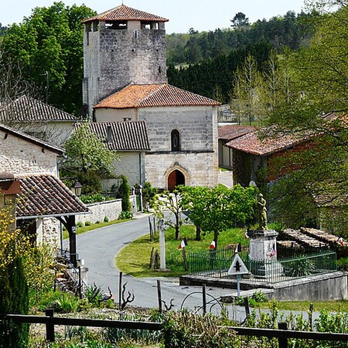 Photo de Église Saint-Pierre et Saint-Paul de Bussac