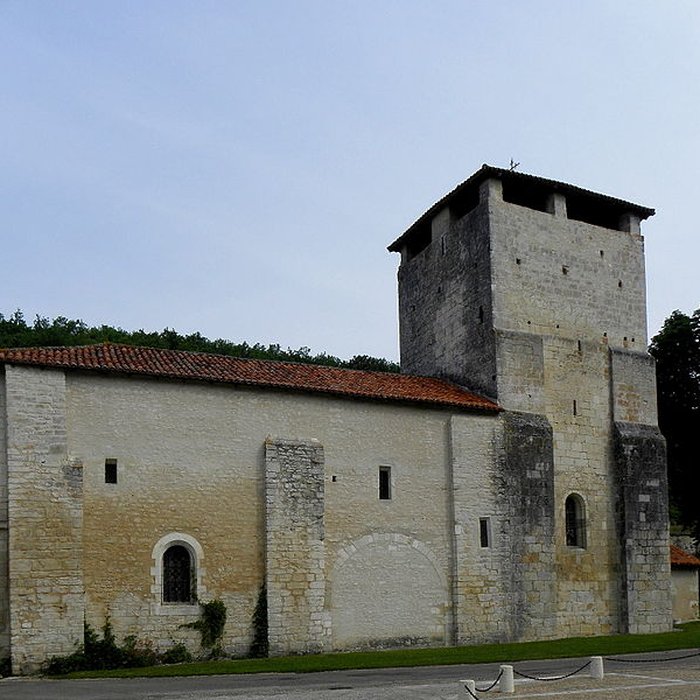 Photo de Église Saint-Pierre et Saint-Paul de Bussac