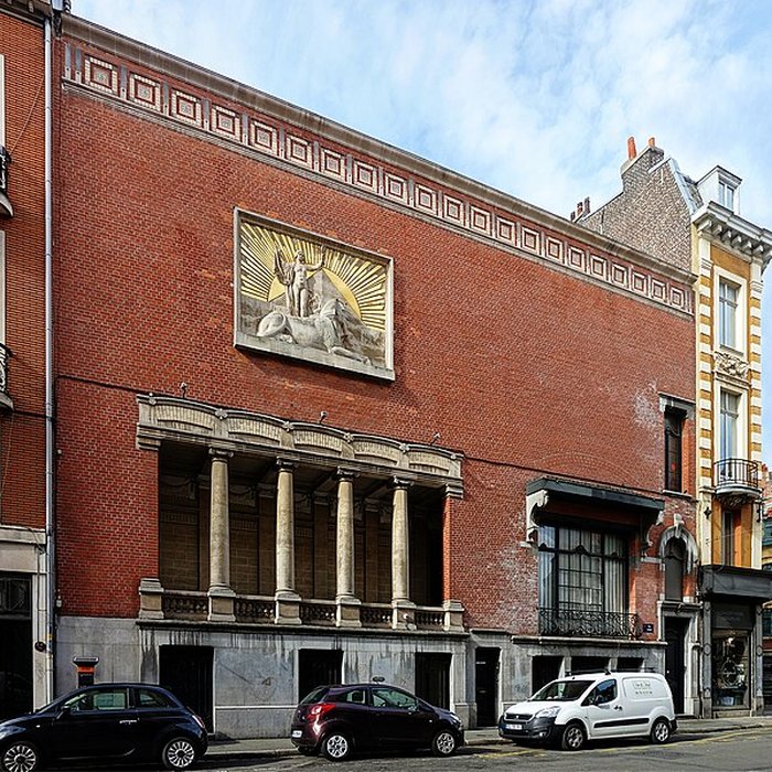 Photo de Immeuble, siège du Cercle Phylosophique et Culturel