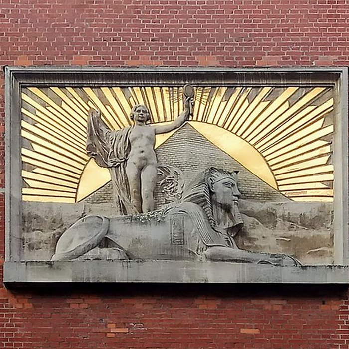 Photo de Immeuble, siège du Cercle Phylosophique et Culturel