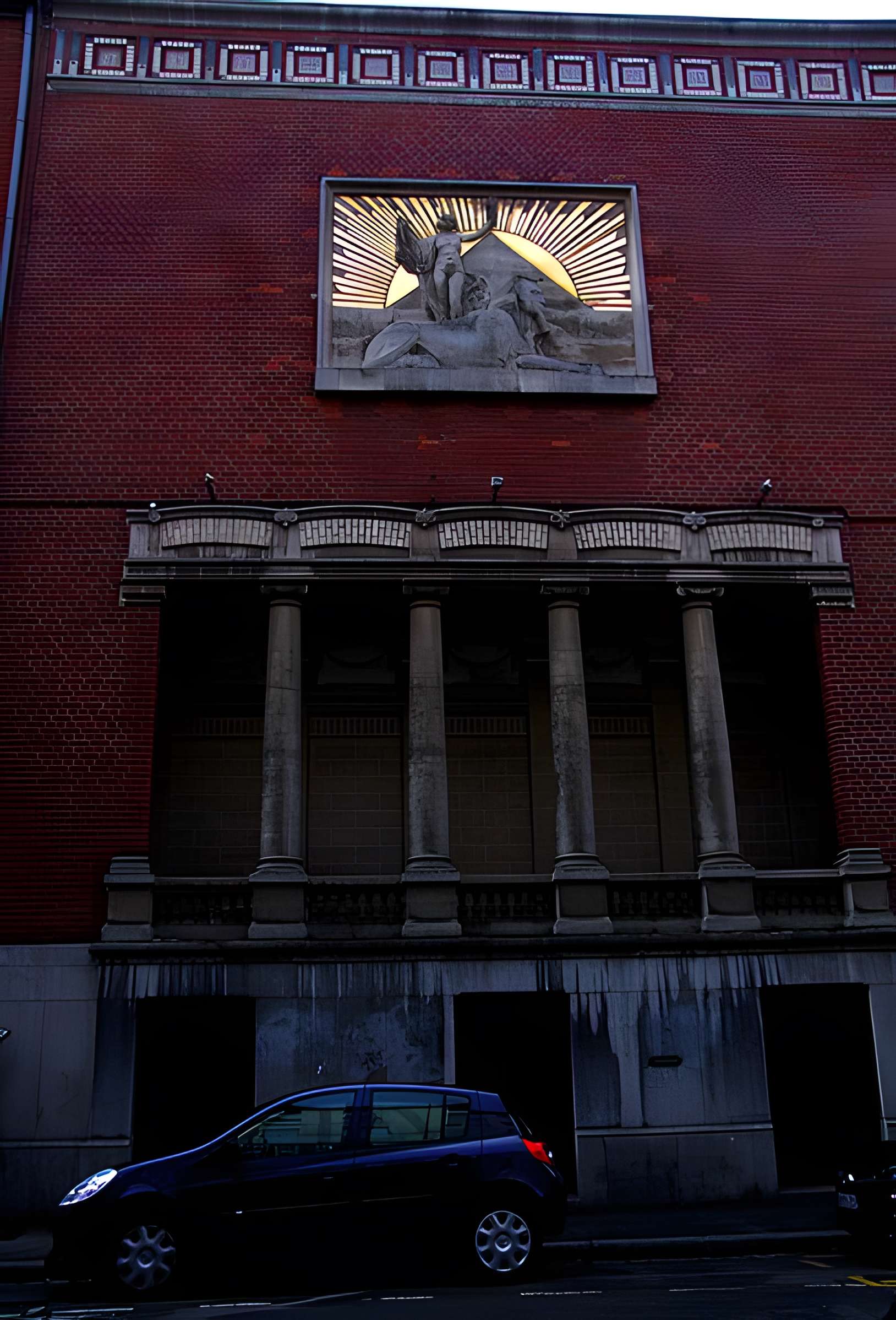 Immeuble, siège du Cercle Phylosophique et Culturel