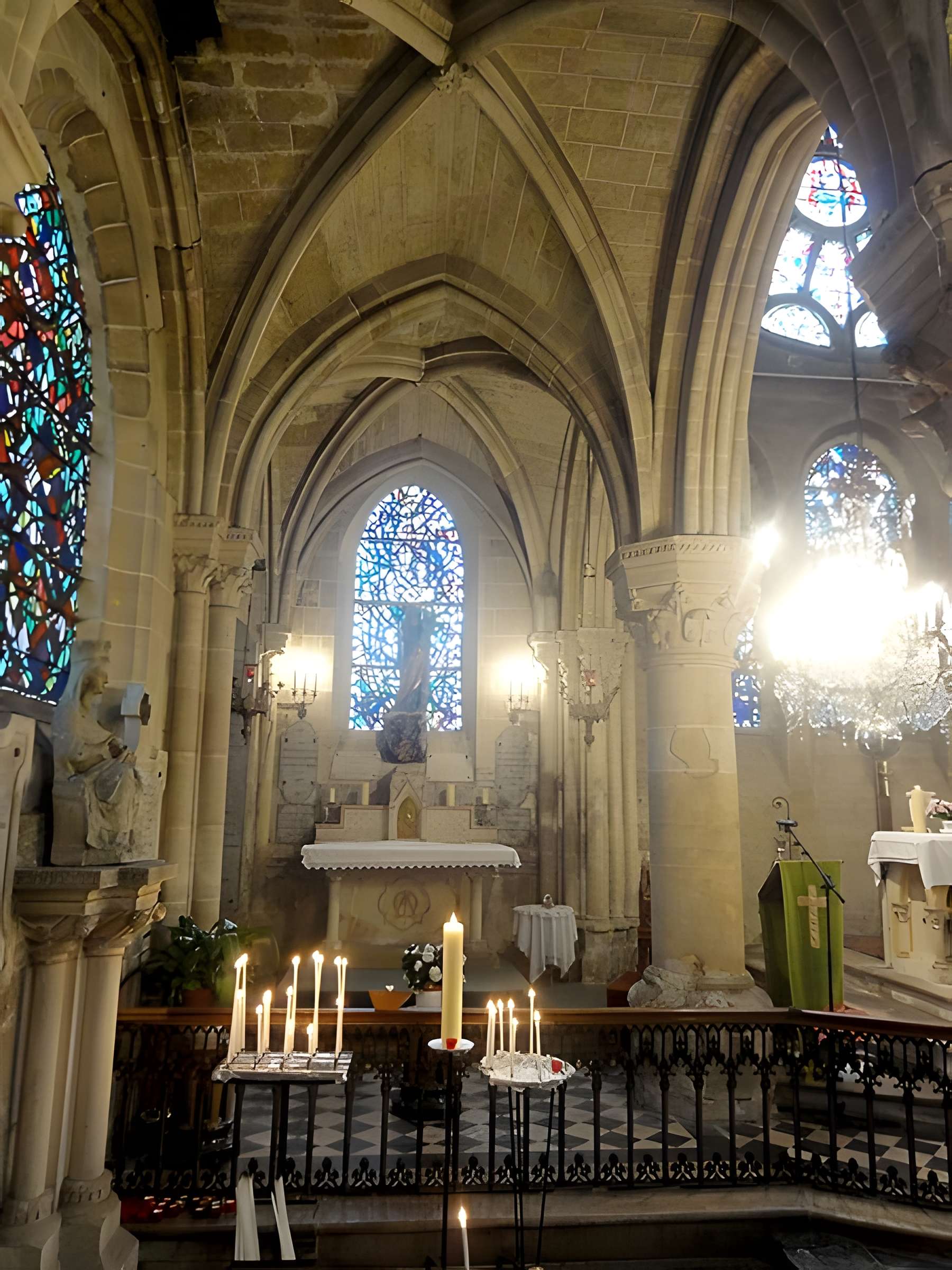 Église Saint-Pierre et Saint-Paul de Précy-sur-Oise