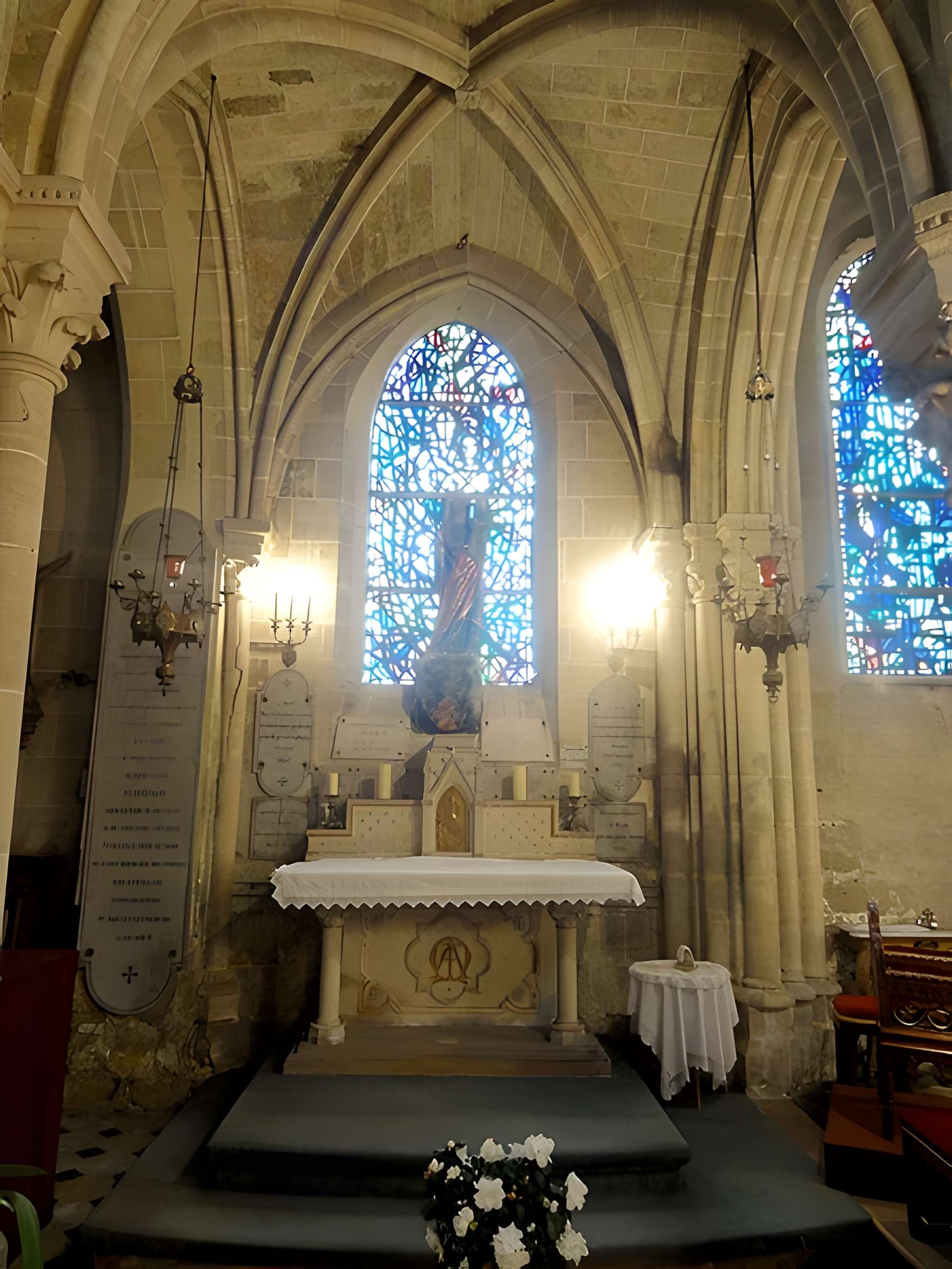 Église Saint-Pierre et Saint-Paul de Précy-sur-Oise