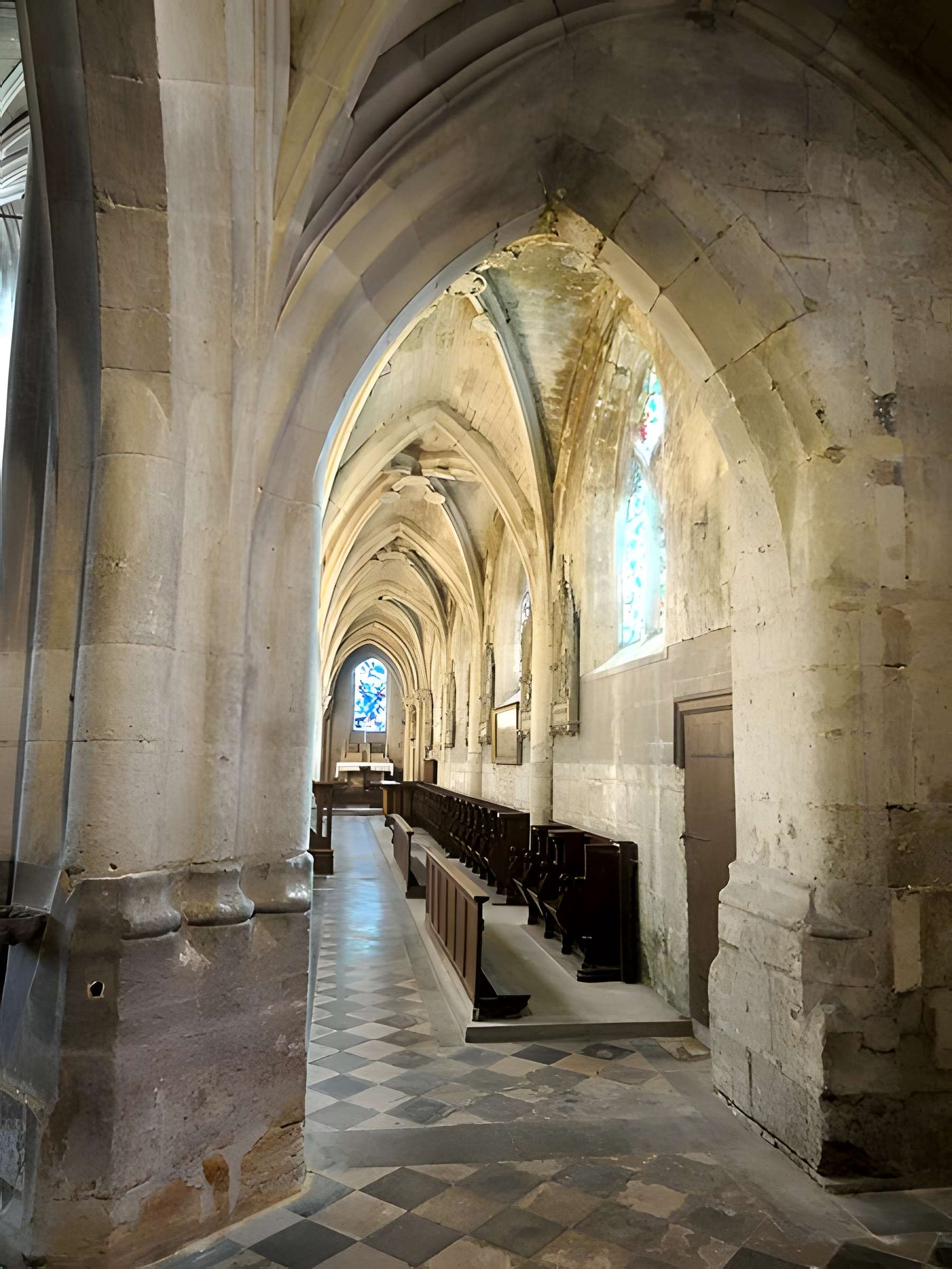 Église Saint-Pierre et Saint-Paul de Précy-sur-Oise