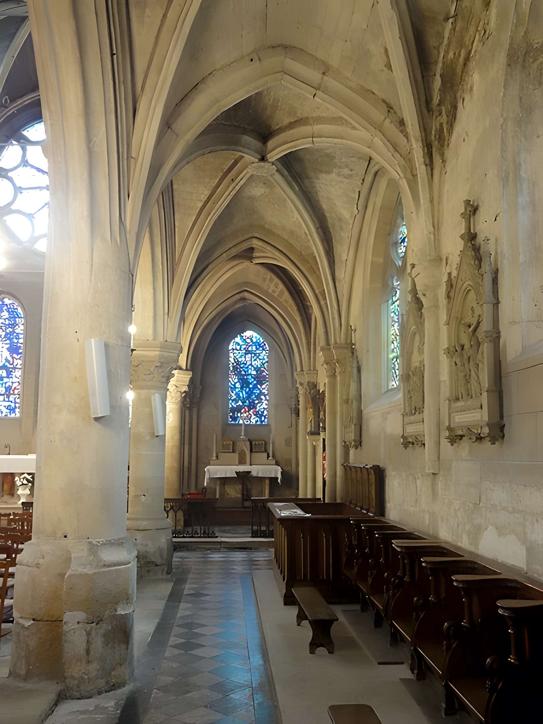 Église Saint-Pierre et Saint-Paul de Précy-sur-Oise