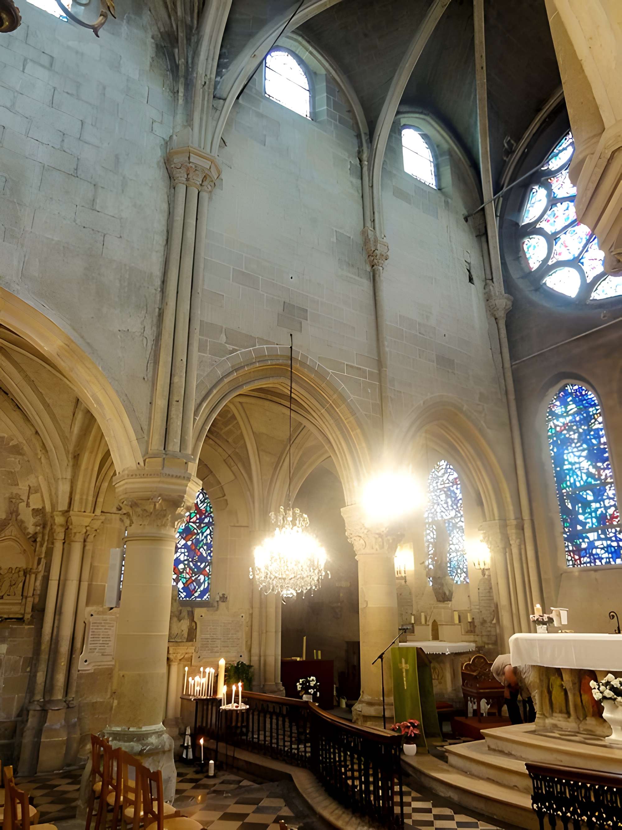 Église Saint-Pierre et Saint-Paul de Précy-sur-Oise