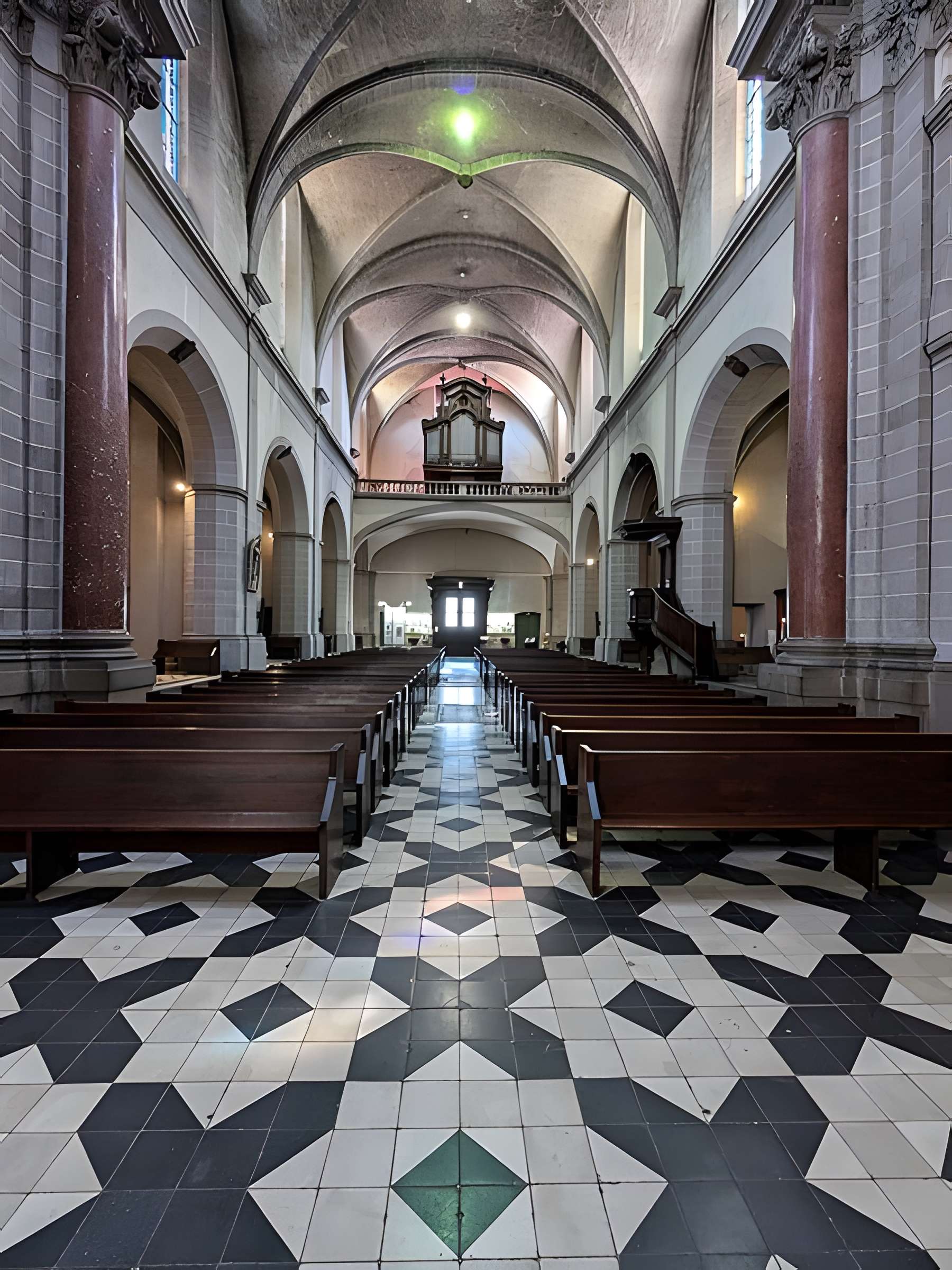 Église Saint-Pierre-des-Minimes de Clermont-Ferrand