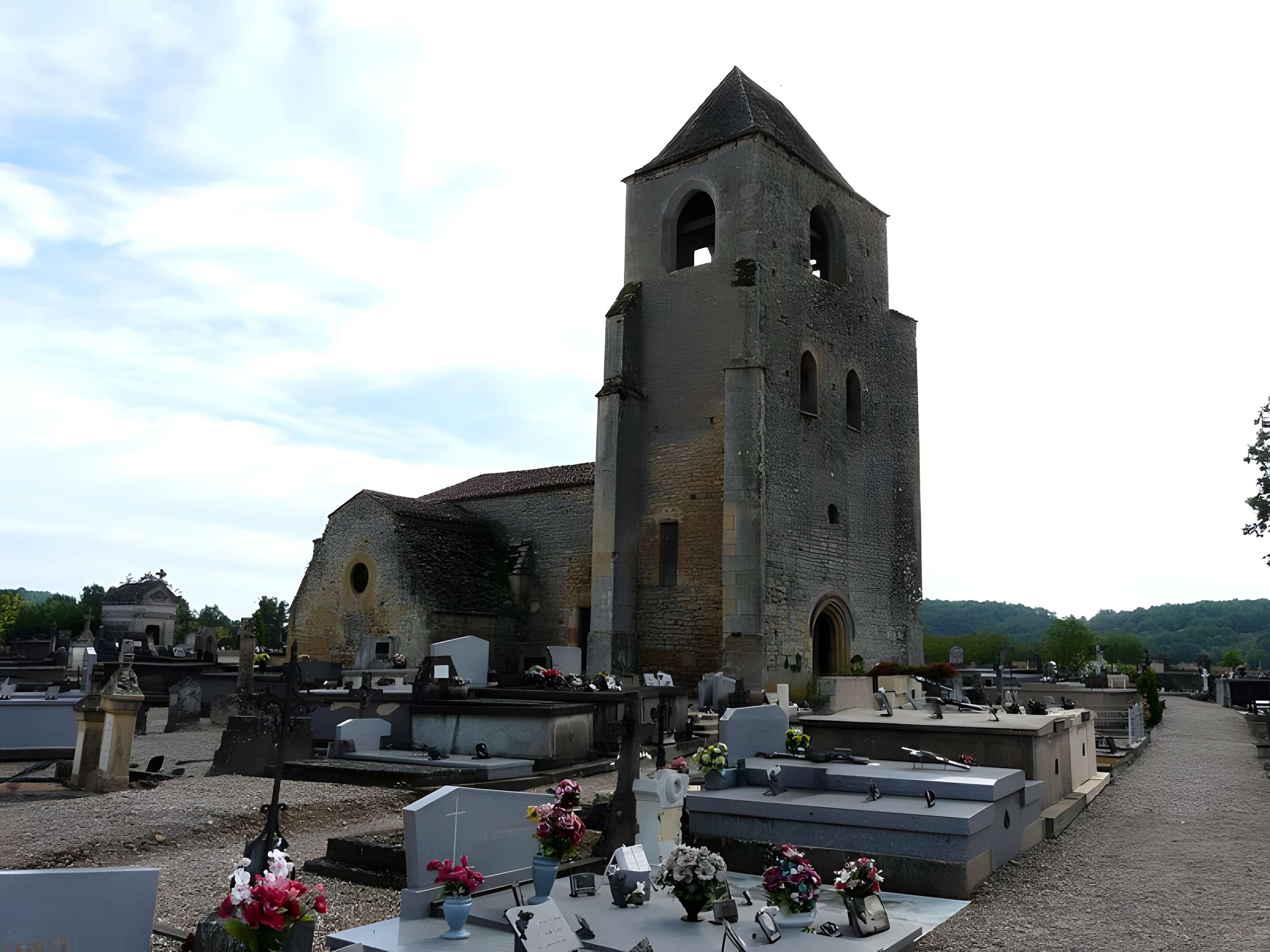 Église Saint-Pierre-ès-Liens de Cabans
