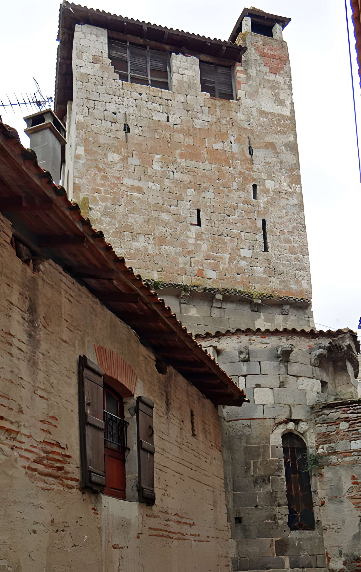 Église Saint-Pierre-ès-Liens de Clairac