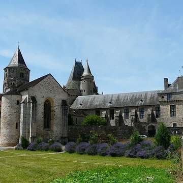 Église Saint-Pierre-ès-Liens de Jumilhac-le-Grand