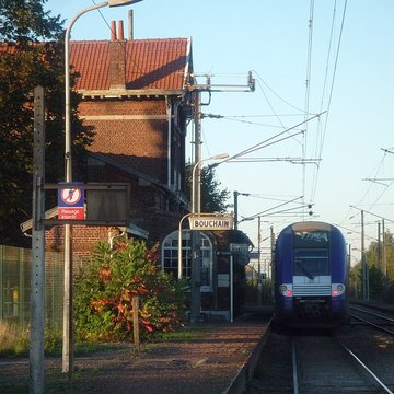 Gare de Bouchain et sa halle ferroviaire