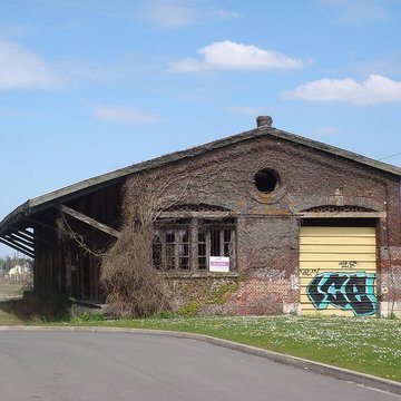 Gare de Bouchain et sa halle ferroviaire