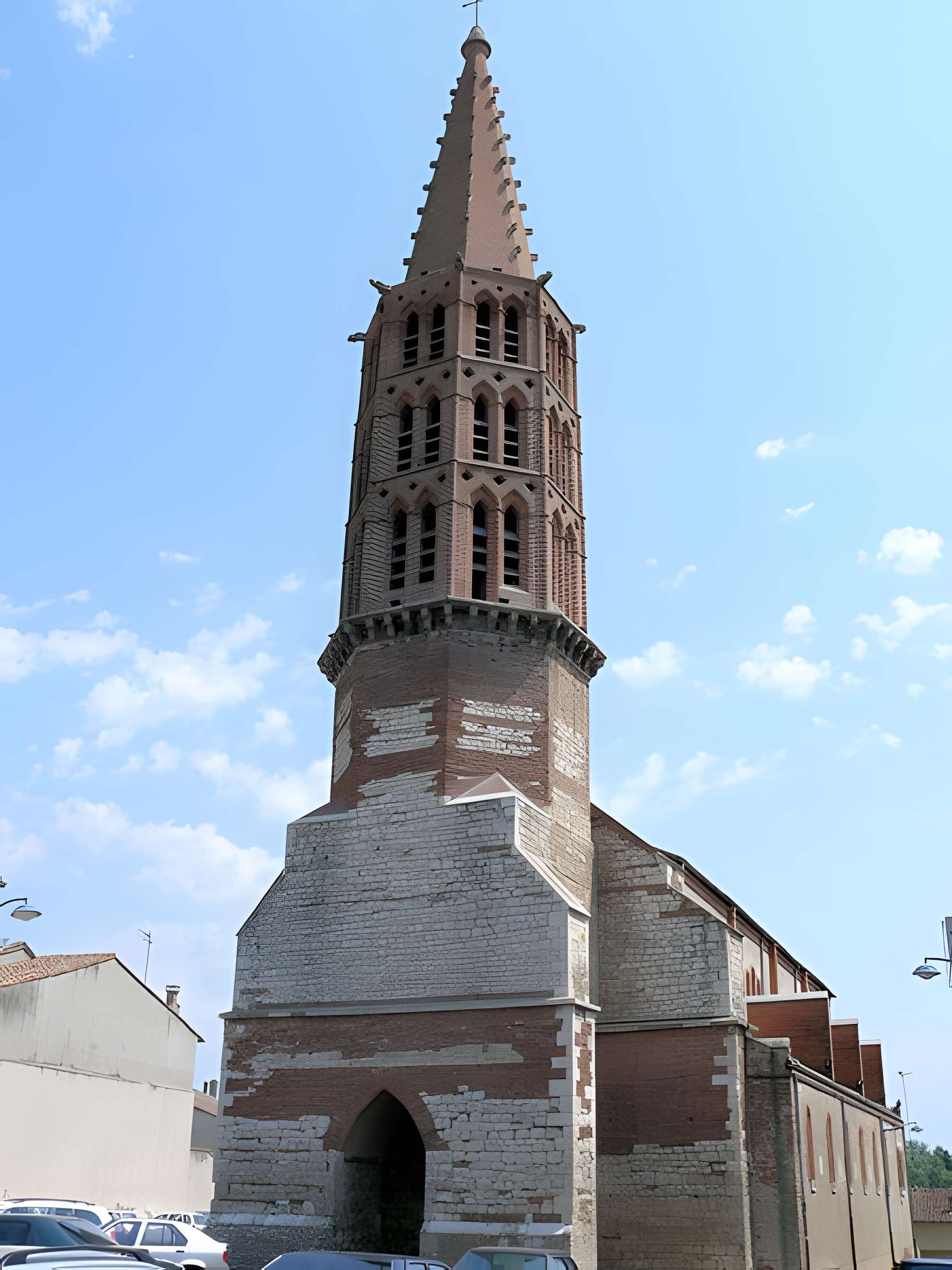 Église Saint-Pierre-ès-Liens de Nègrepelisse 