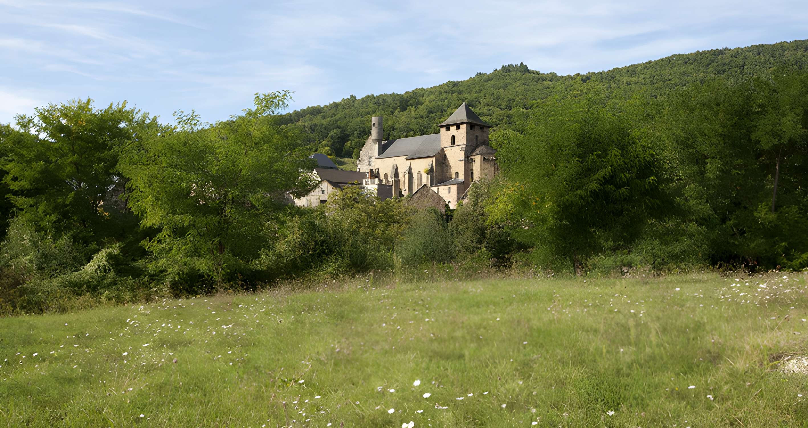 Église Saint-Pierre-ès-Liens de Noailhac