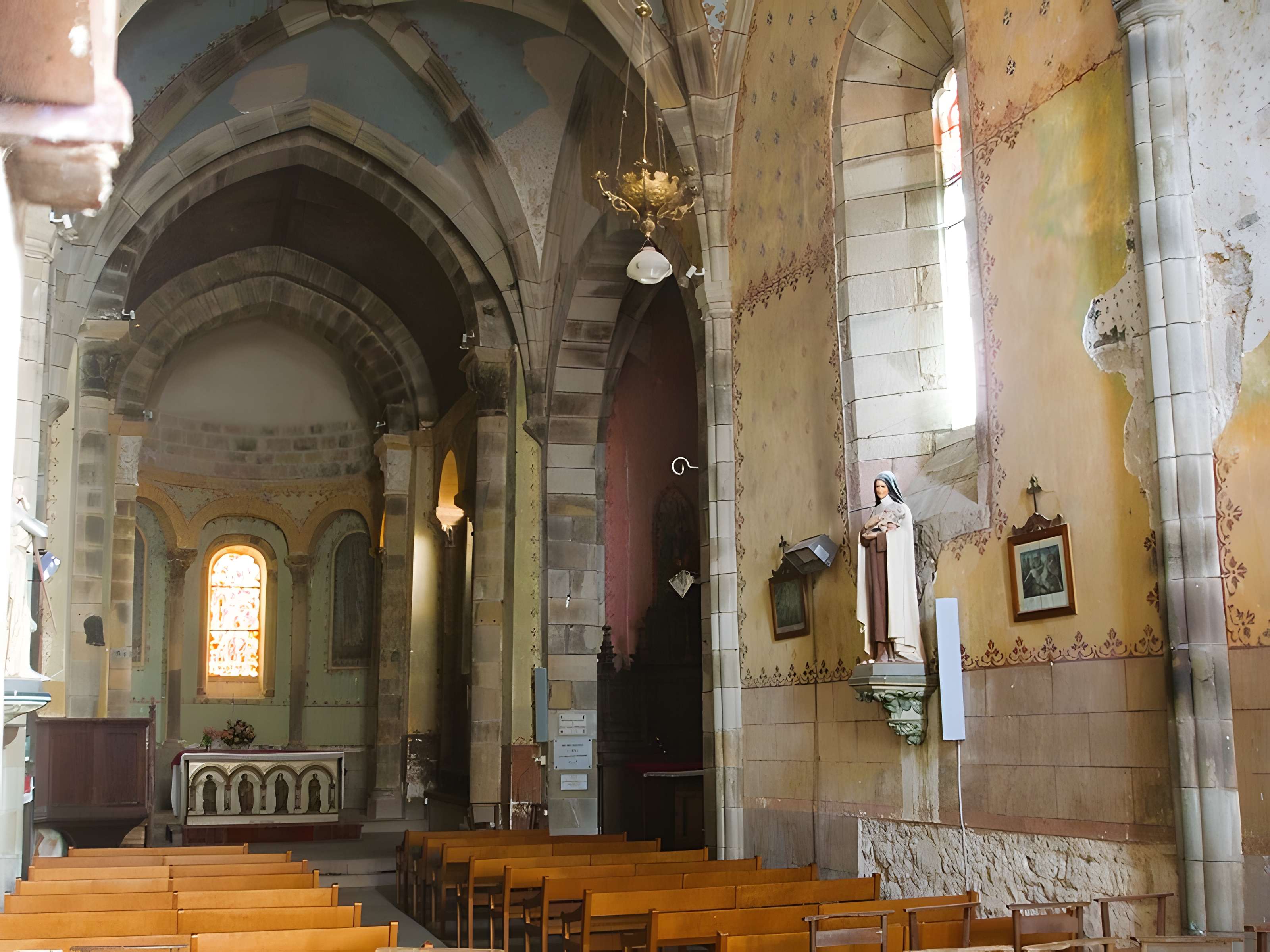 Église Saint-Pierre-ès-Liens de Noailhac