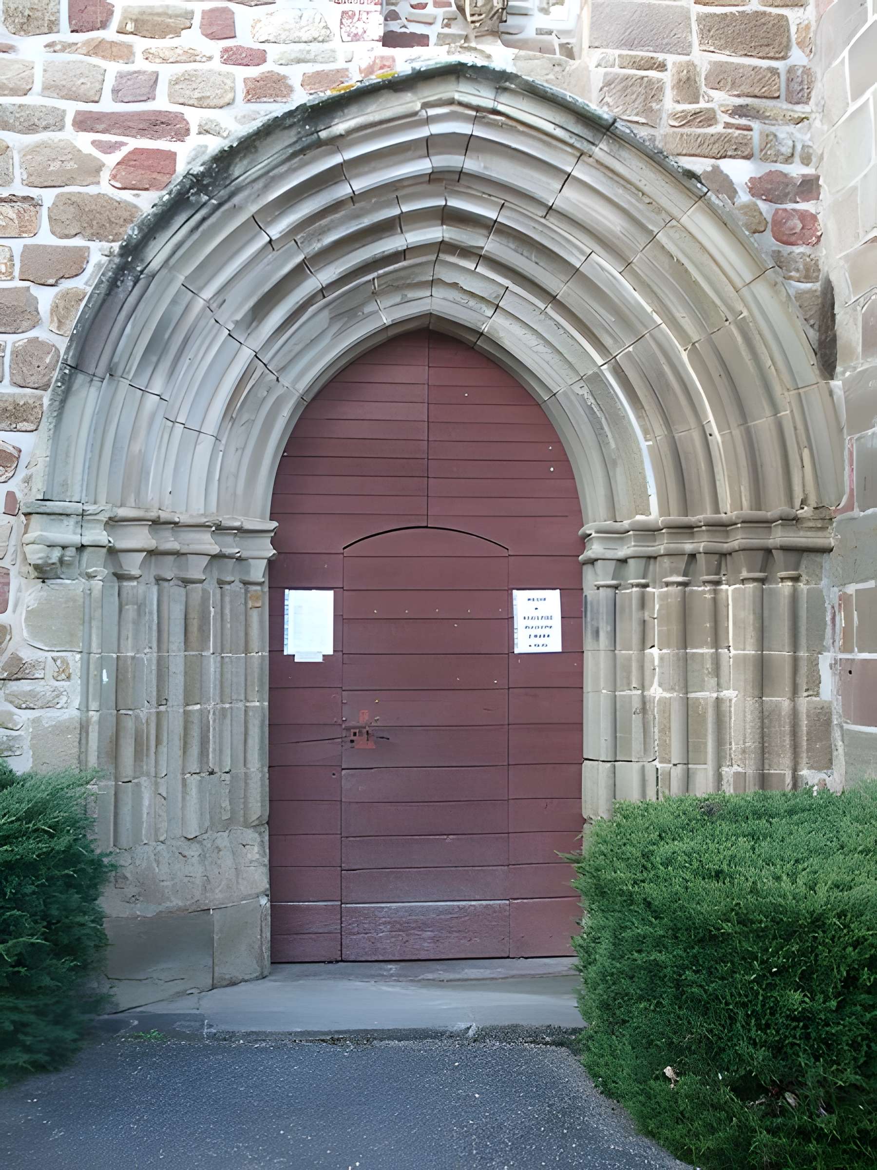Église Saint-Pierre-ès-Liens de Noailhac