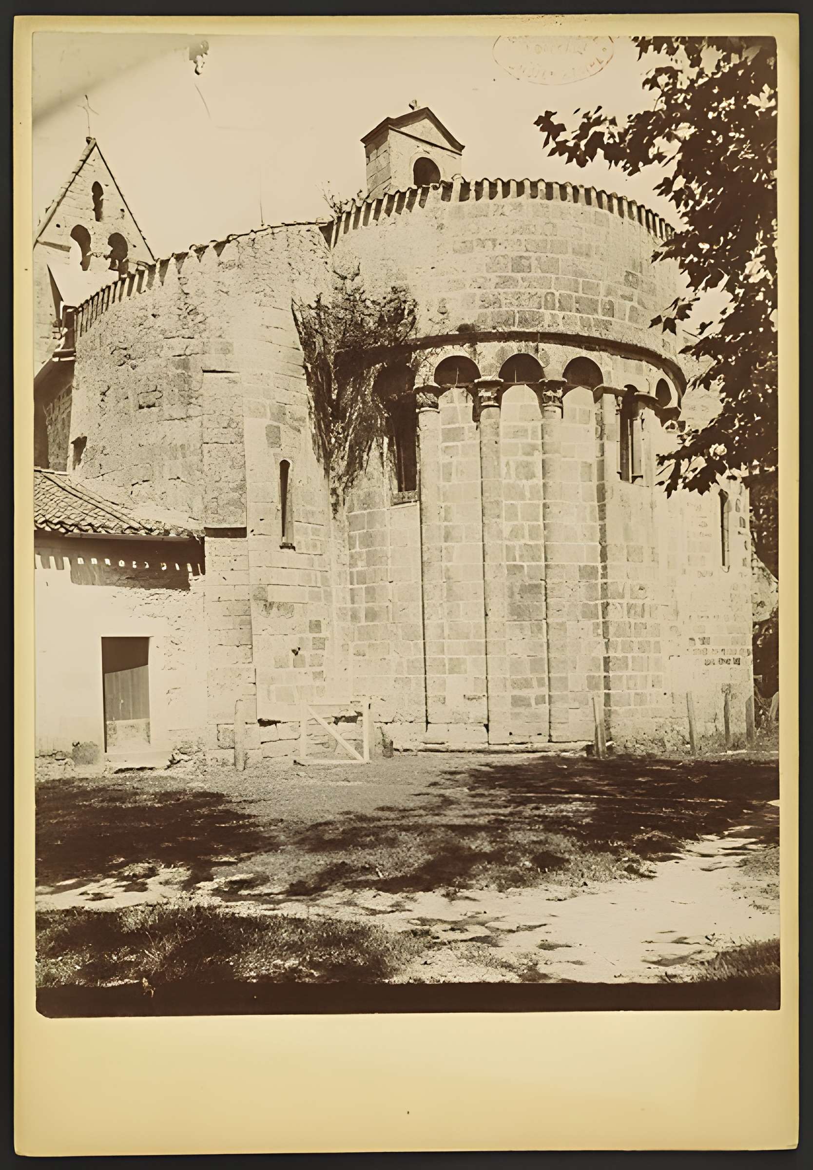 Église Saint-Pierre-ès-Liens de Préchac