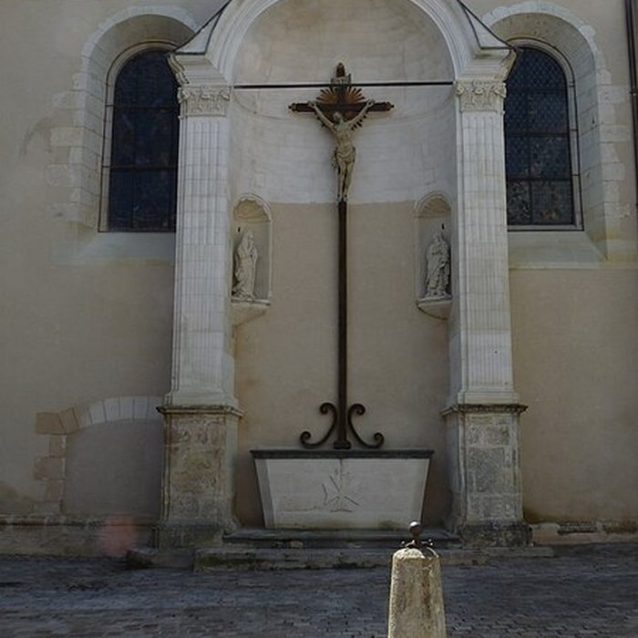 Photo de Église Saint-Pierre-et-Saint-Laurent de Baugé