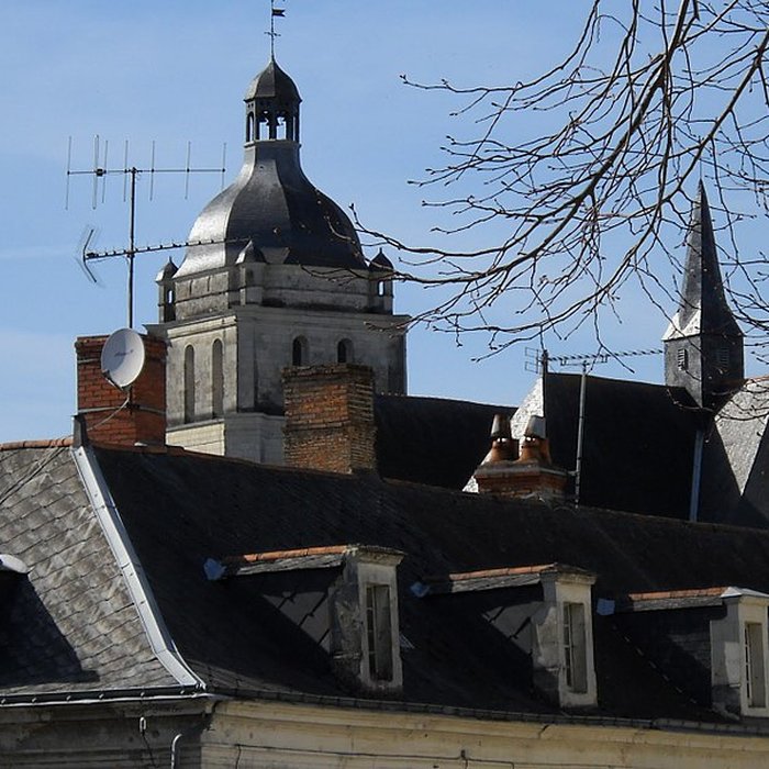 Photo de Église Saint-Pierre-et-Saint-Laurent de Baugé