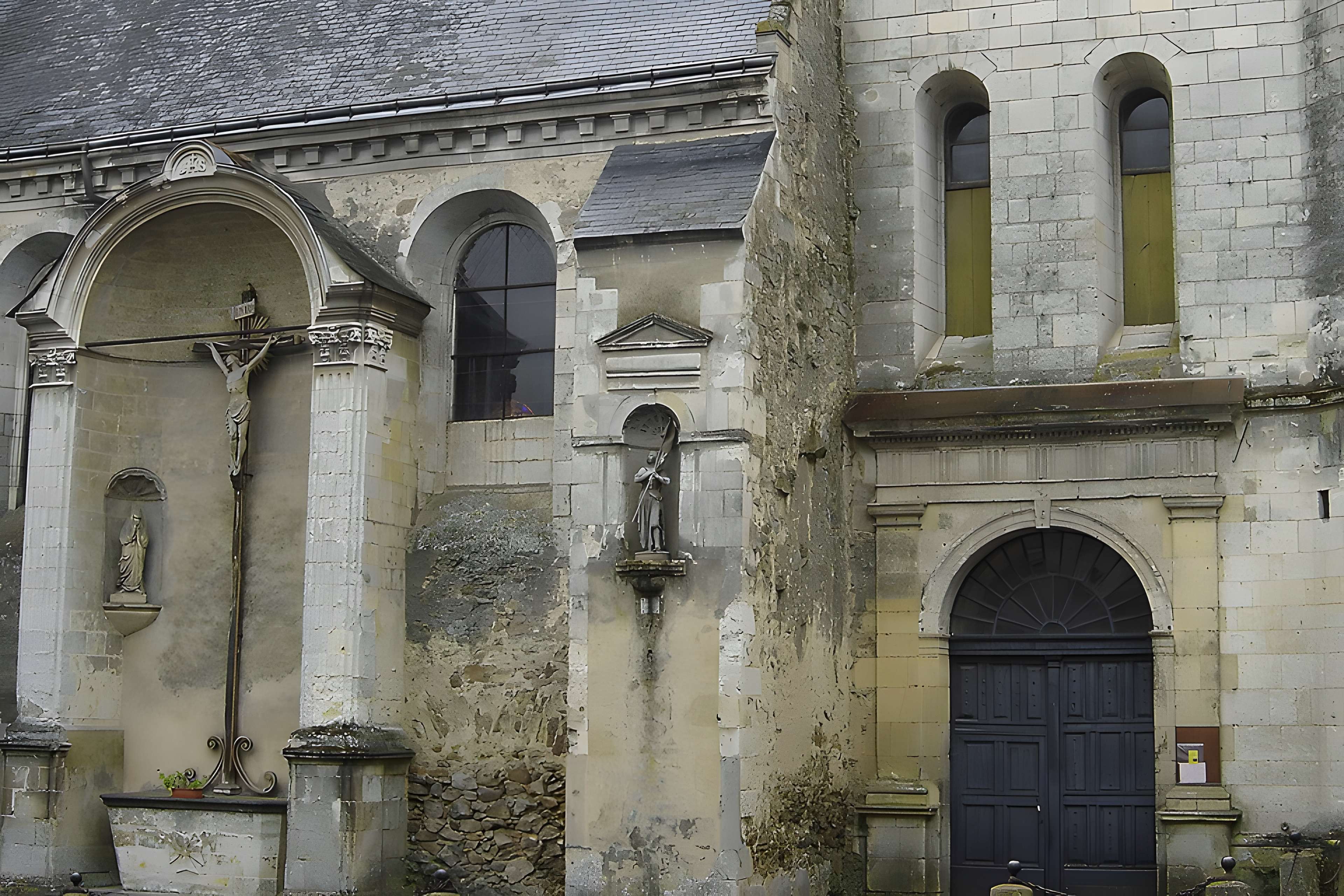 Église Saint-Pierre-et-Saint-Laurent de Baugé